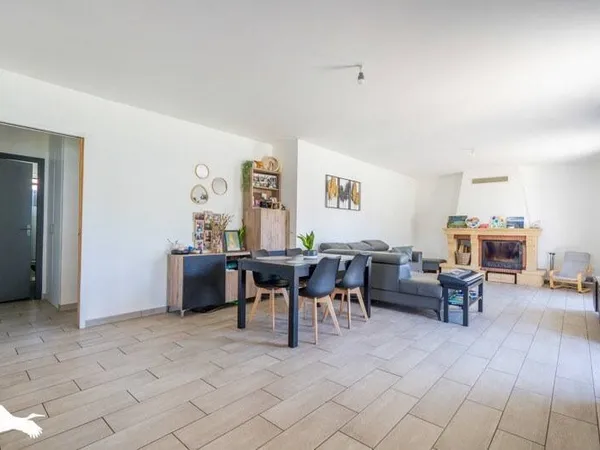 Maison de plain-pied 4 pièces 103 m²