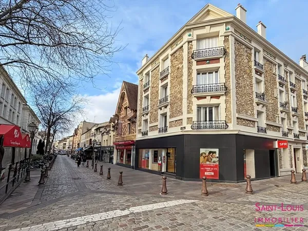 En plein coeur de ville - 3 pièces dans un magnifique immeuble de caractère