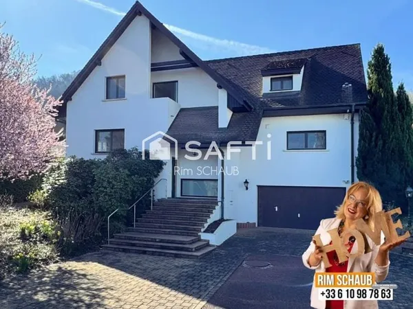 LEYMEN : Villa d'architecte  3 min Suisse / 25 min Bâle  Terrain 35 ares