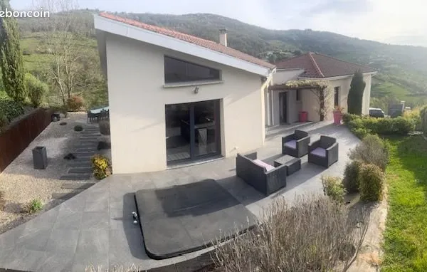 Maison d'architecte / SPA
