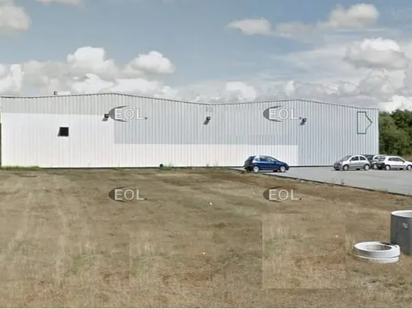 Entrepôt 1200 m²