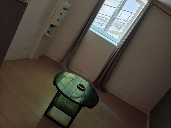 Appartement Location Gray 1p 26m² 350€