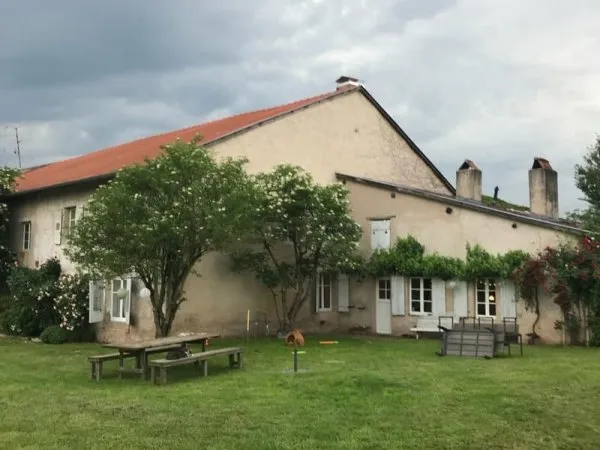 Sublime ferme meublée, terrain 1,4 ha, étang