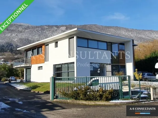 Bureaux 424 m²