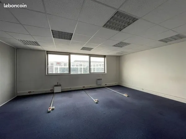 Bureaux 165 m² NOISY LE GRAND