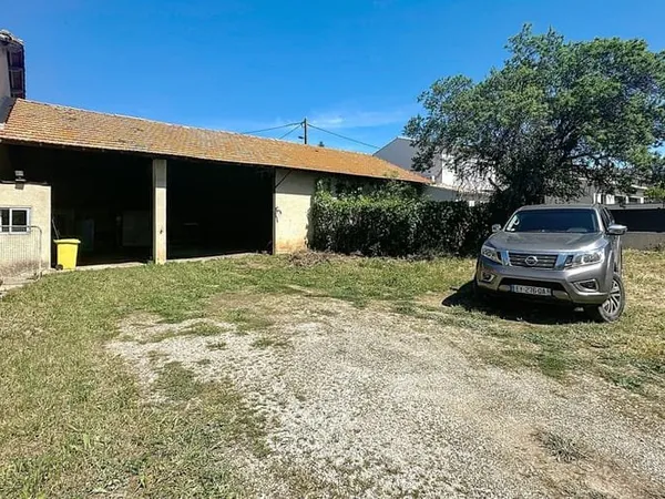 Terrain 539 m²