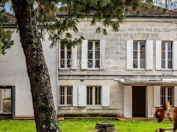 Bouscat - Chartreuse avec garage et grand jardin