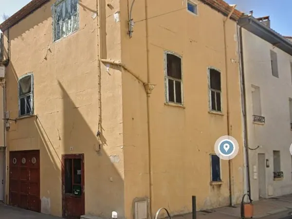 MAISON DE VILLAGE T5 avec GARAGE