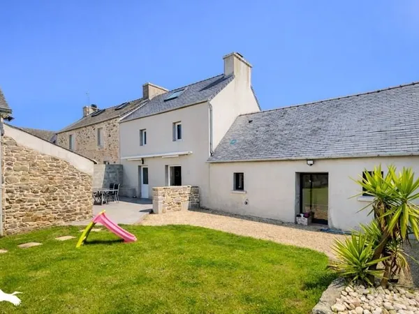 Ferme (tte) de 6 pièces principales