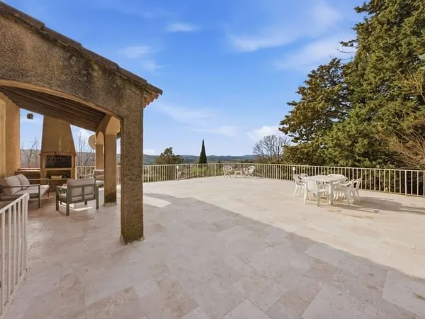 Maison 5 pièces 155 m²