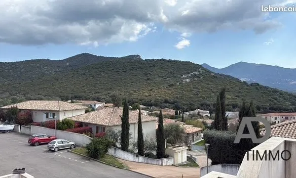 Studio 1 pièce 25 m²