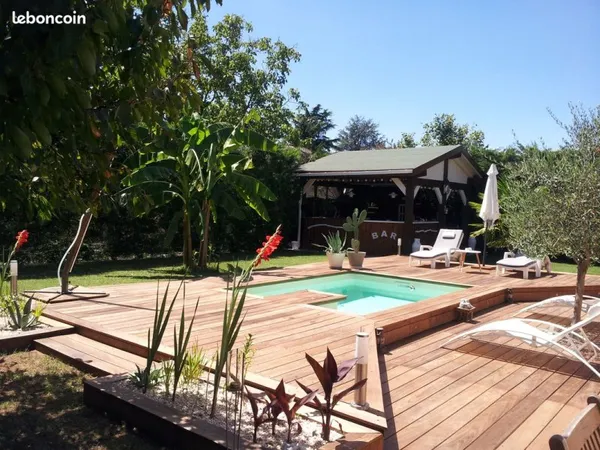Chavanoz - Maison avec piscine - 440000