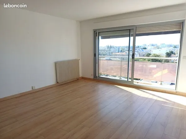 A vendre : Appartement T2 Cauderan centre