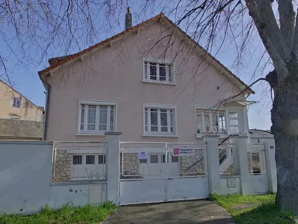 Maison Chatellerault 8 pièce(s) 155 m2