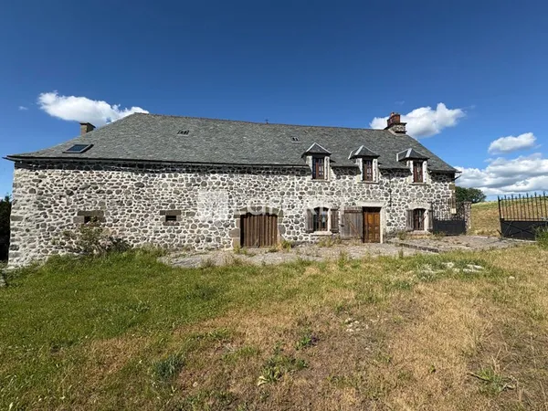 Maison 4 pièces 131 m²