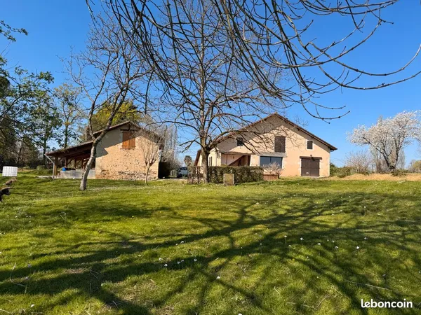Maison landaise de caractère - 150 m² - Terrain de 4000 m² avec piscine