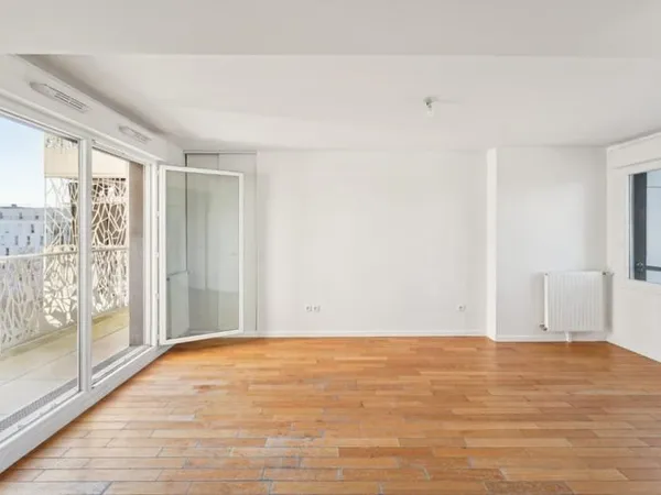Appartement 3 pièces avec balcon - Cergy