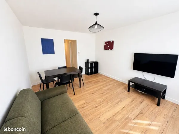 T1 meublé 34 m² - Hyper centre Toulouse - Rue du Rempart Saint-Étienne - Balcon