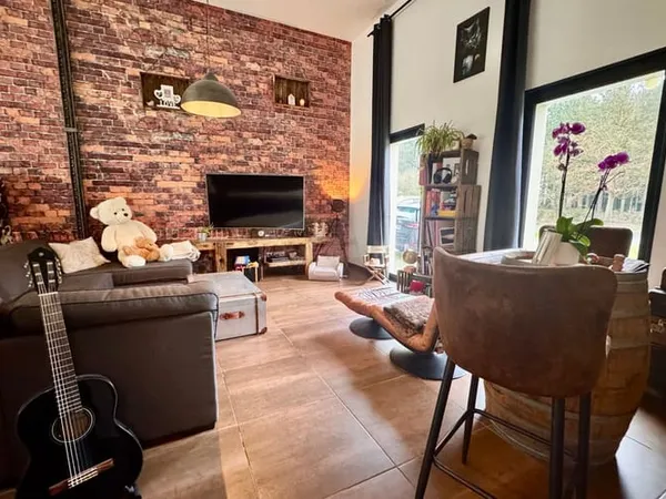 Maison 5 pièces 166 m²