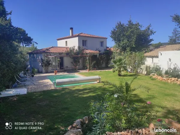 Grande villa Nans les pins