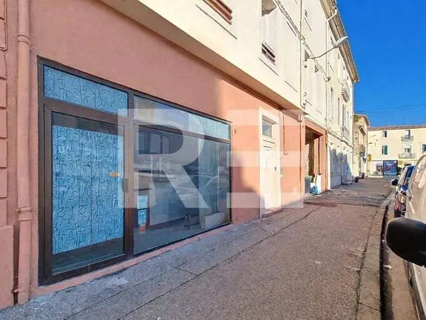 Local commercial 3 pièces 70 m²