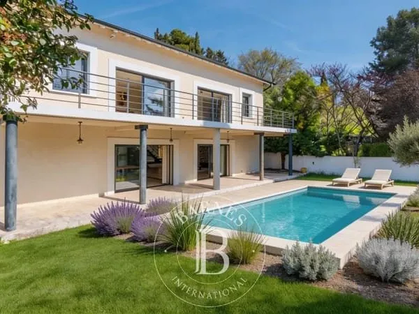 Aix En Provence - Villa De Charme - Centre Ville A Pied - 340M² - 7 Chambres - Garage - Jardin - Vue
