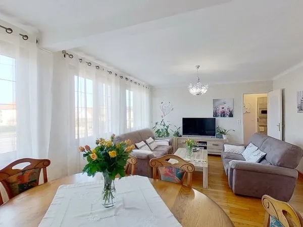 Maison à vendre 6 pièces STENAY (55)