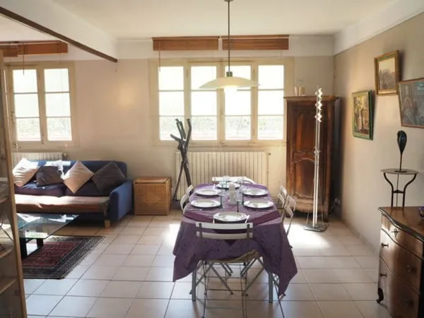 Appartement de type 4 à 2 pas du Mourillon