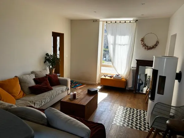 EXCLUSIVITE Sud de Beaune, Vue sur les vignes, belle maison...
