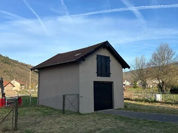 Garage aménageable avec terrain
