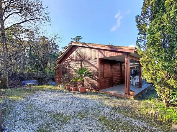 GUJAN MESTRAS - Chalet 3 pièces de 27 m²
