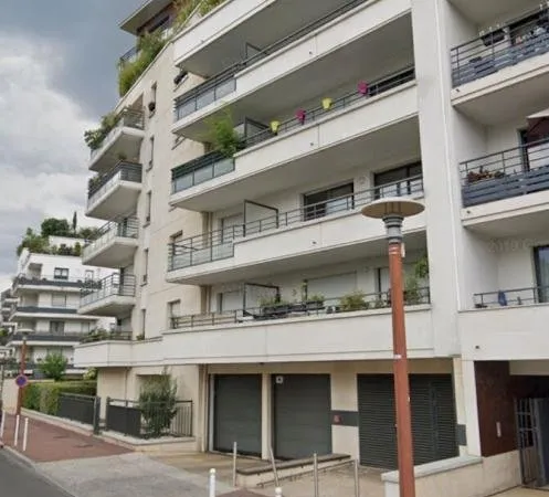 Parking / box Issy Les Moulineaux