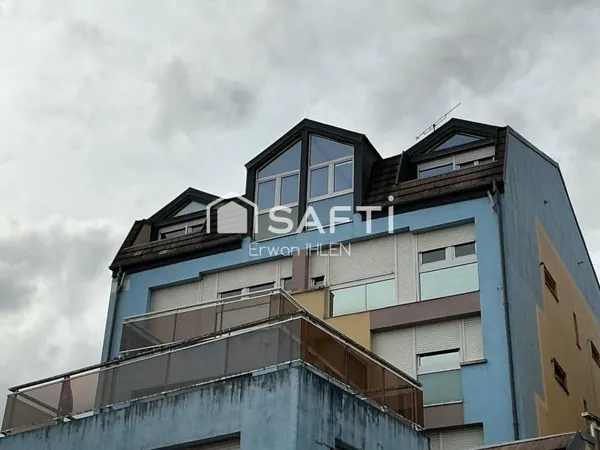 Appartement 65 M2, T3, avec 2 balcons 1 garage, 1 box