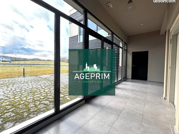 Bureaux 97 m² REMOMEIX