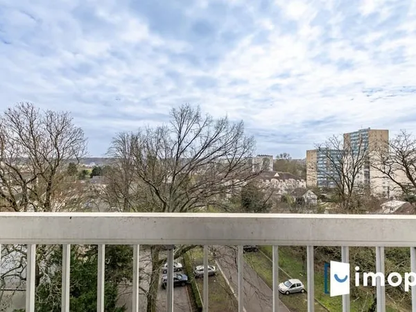 3 pièces avec extérieur et vue dégagée