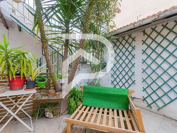 SAINT ANNE - MARSEILLE 13008 - MAISON DE 6 pièces100 m2