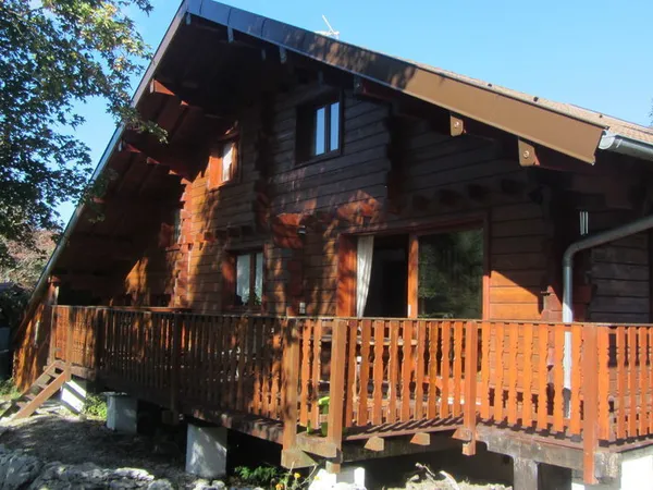 Chalet Cosy en lisière de forêt.....