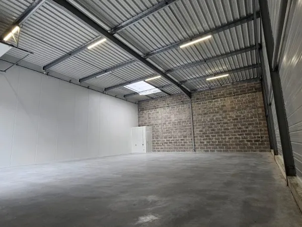 Local commercial 158 m²
