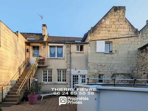 Chouzé Sur Loire 37140 Coeur de village Maison de 139 m2 6 pièces 4 chambres dépendance jardin