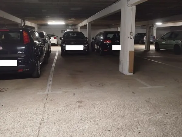 Loue parking 14m²