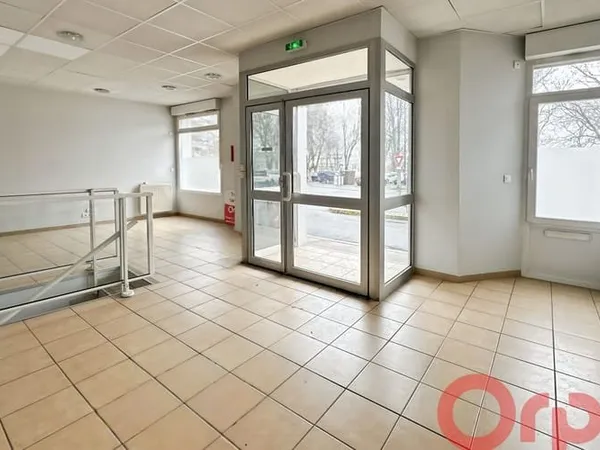 Fonds de commerce 454 m²