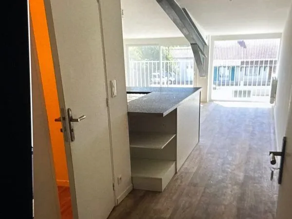 Location d'un appartement à Port Saint-Père