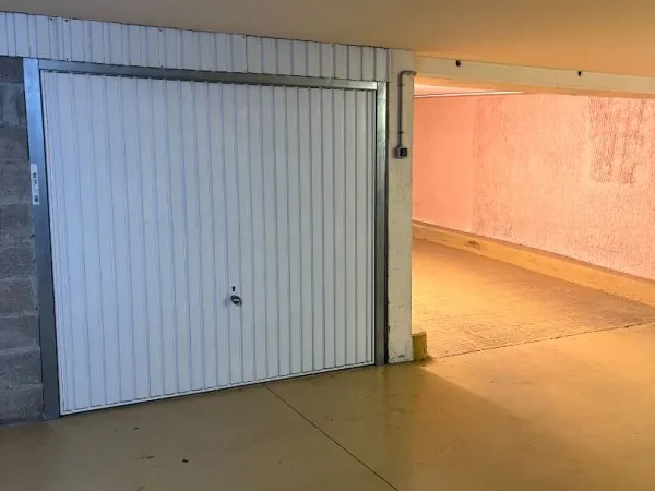 Parking 12 m²