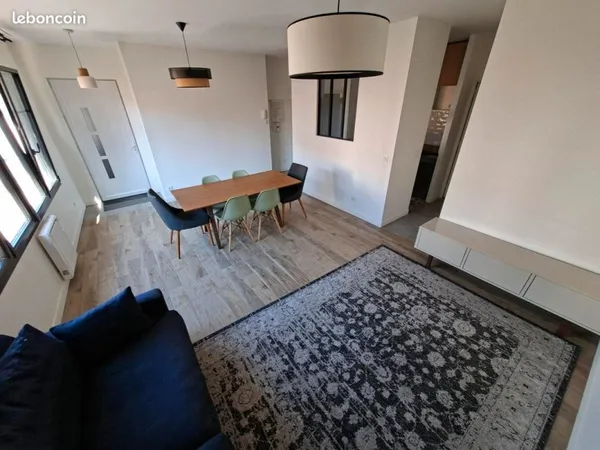T3 rénové meublé - 60 m² - 1er étage - Sceaux centre - Fibre