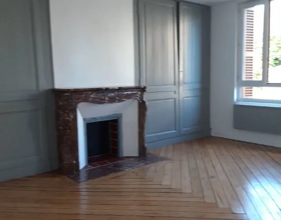 APPARTEMENT BONSECOURS - 2 pièces - 41 m2 - Proche transports