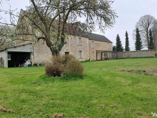 Maison 10 pièces 168 m²