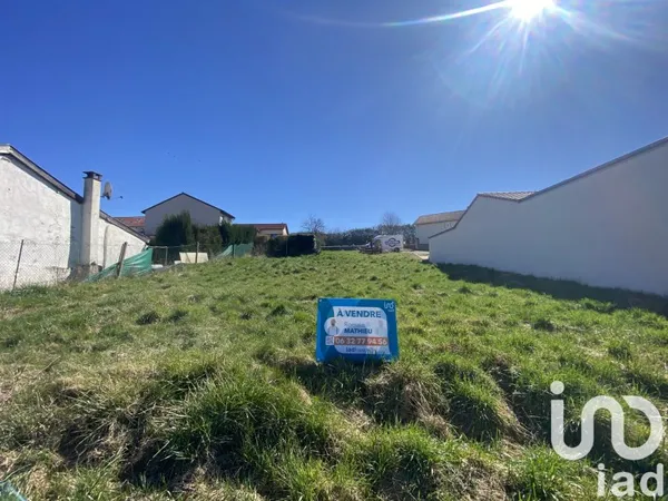 Terrain 782 m²