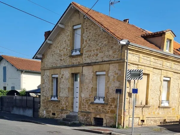 Maison De Ville