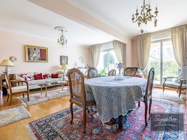 Appartement dans une residence de standing - Chantilly hyper