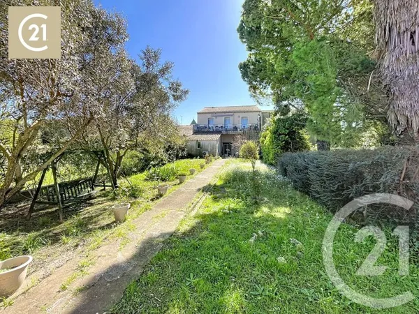Maison 7 pièces 269 m²